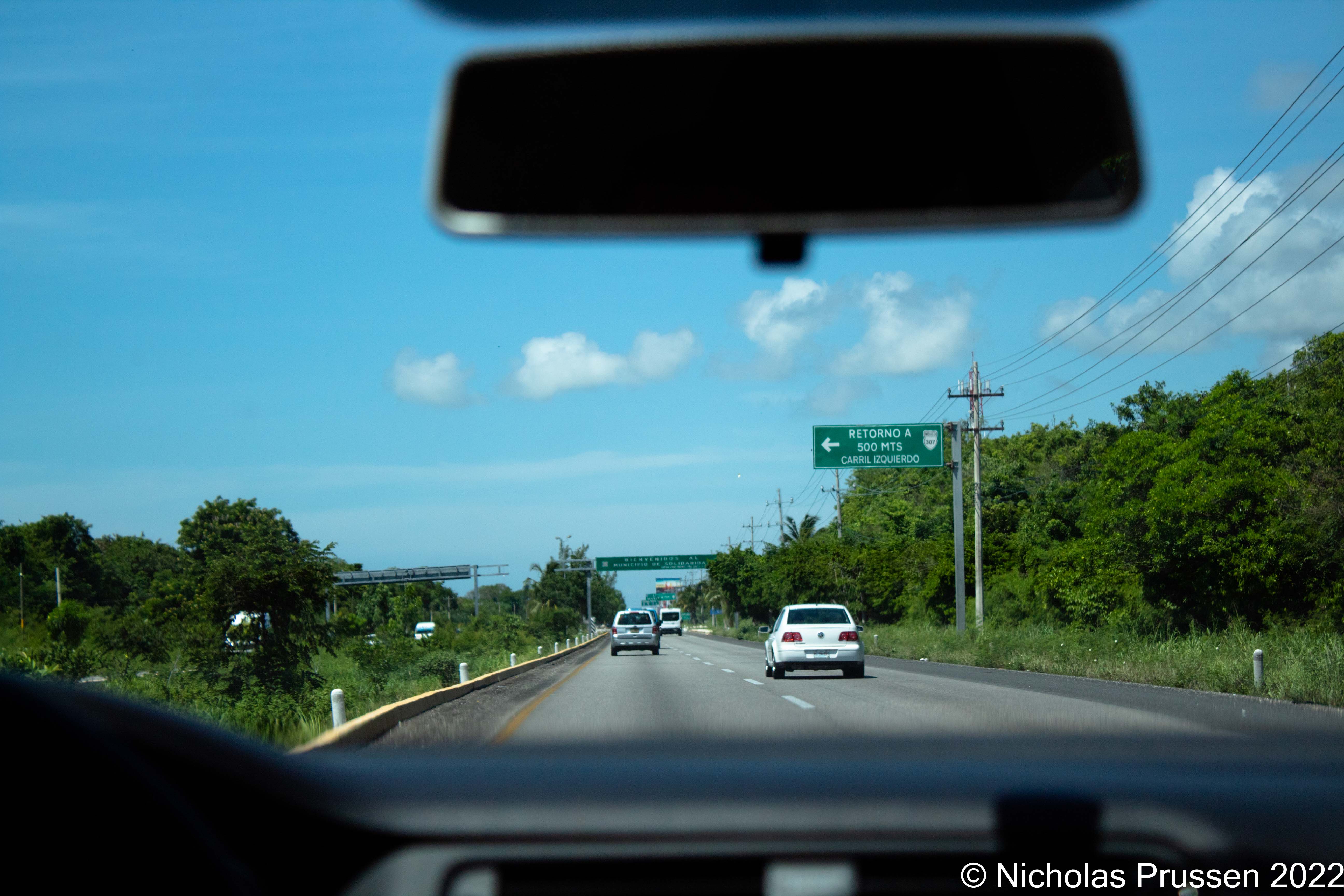 /images/photography/CancunCarWindshield.jpg